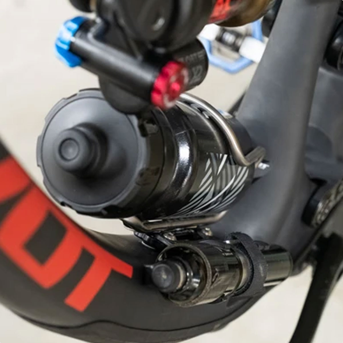 Soporte Wolf Tooth B-rad Bottle Shift Mount - Imagen 3