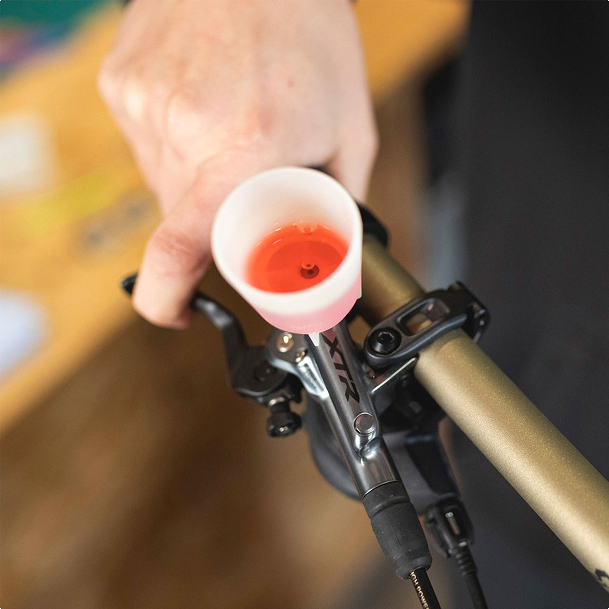 Vaso De Purgado Frenos MTB Shimano TL-BR003 - Imagen 3