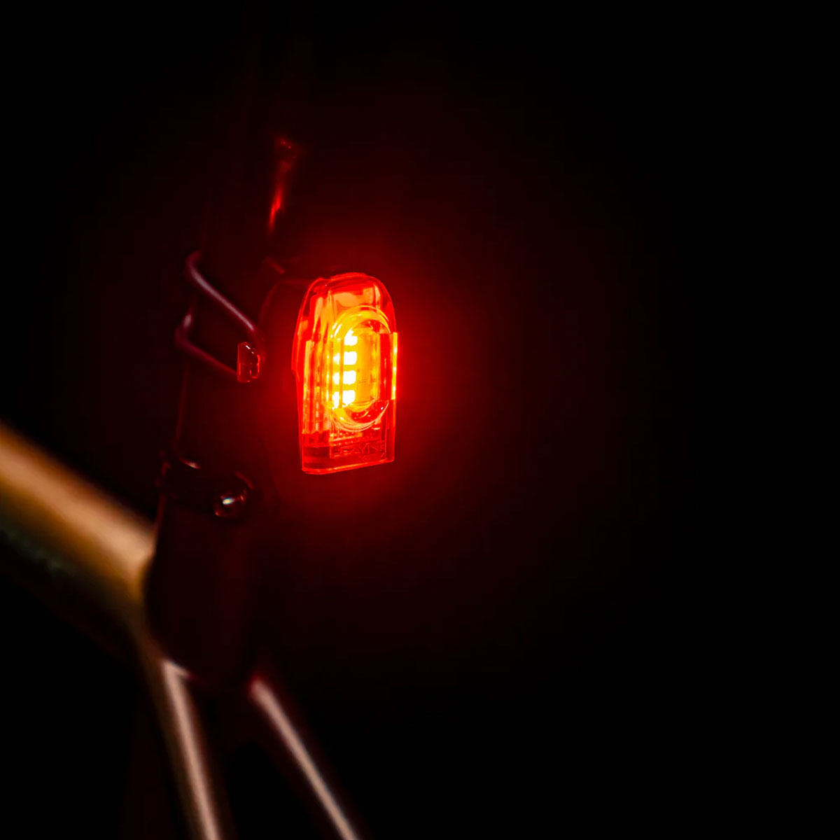Luz Led Trasera Lezyne Ktv Drive+ Rear (Black) - Imagen 3