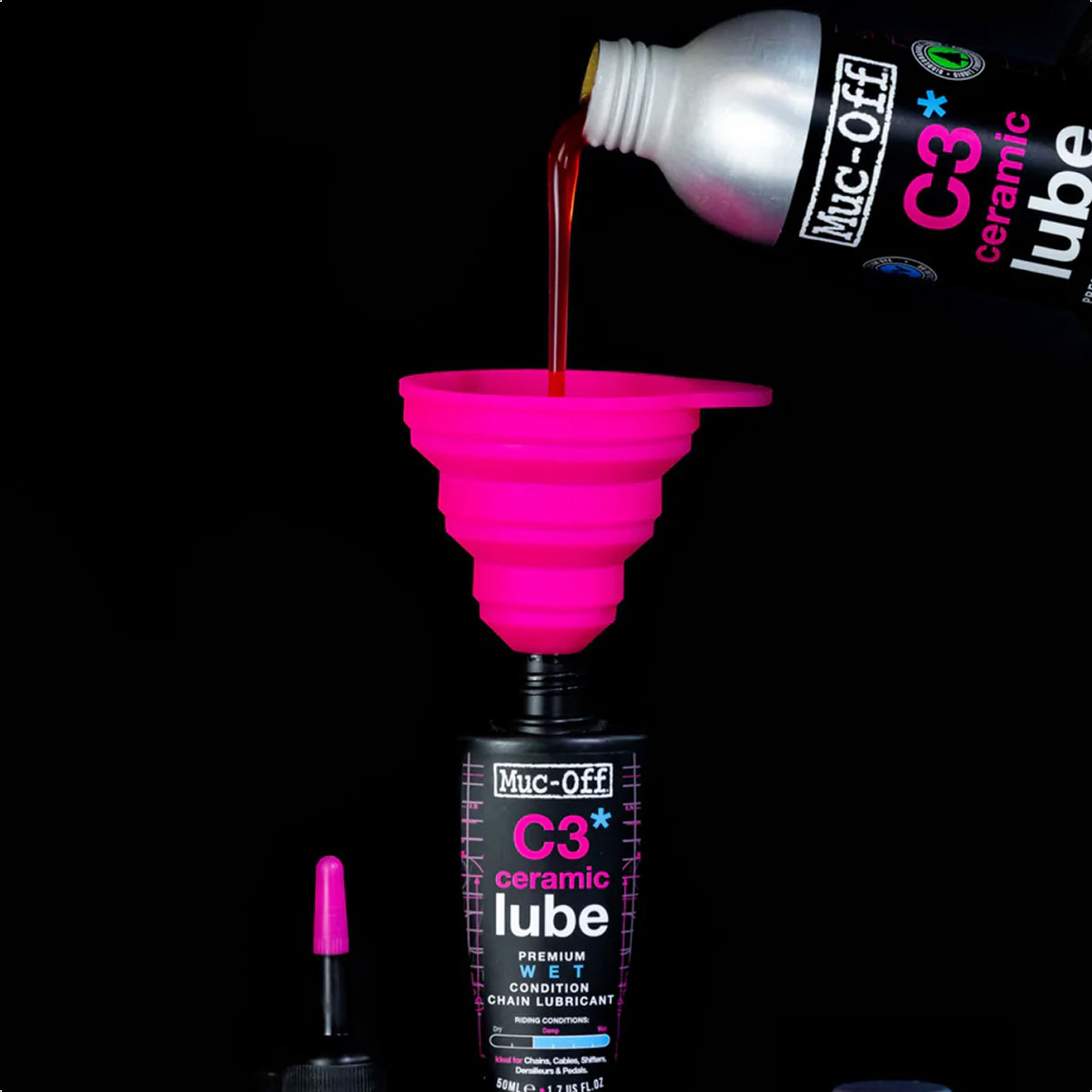 Embudo Muc-off Mini Collapsible Silicone Funnel - Imagen 3